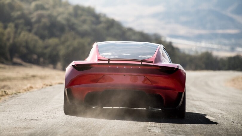 Musk rinvia Tesla Roadster al 2023