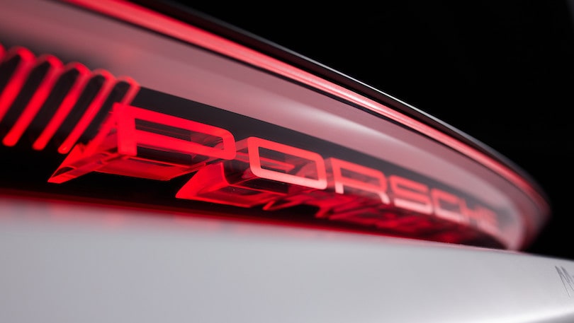 Porsche, concept da corsa in arrivo al Salone di Monaco