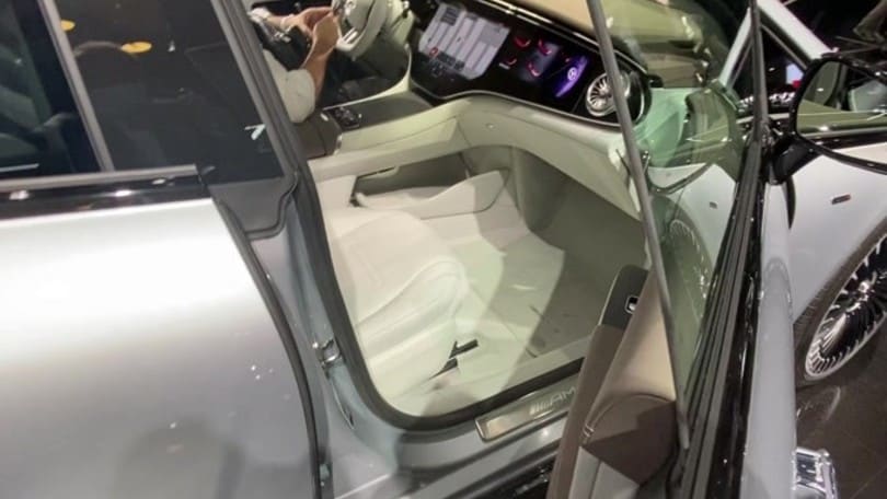 Mercedes-AMG EQS 53 4Matic+ al Salone di Monaco