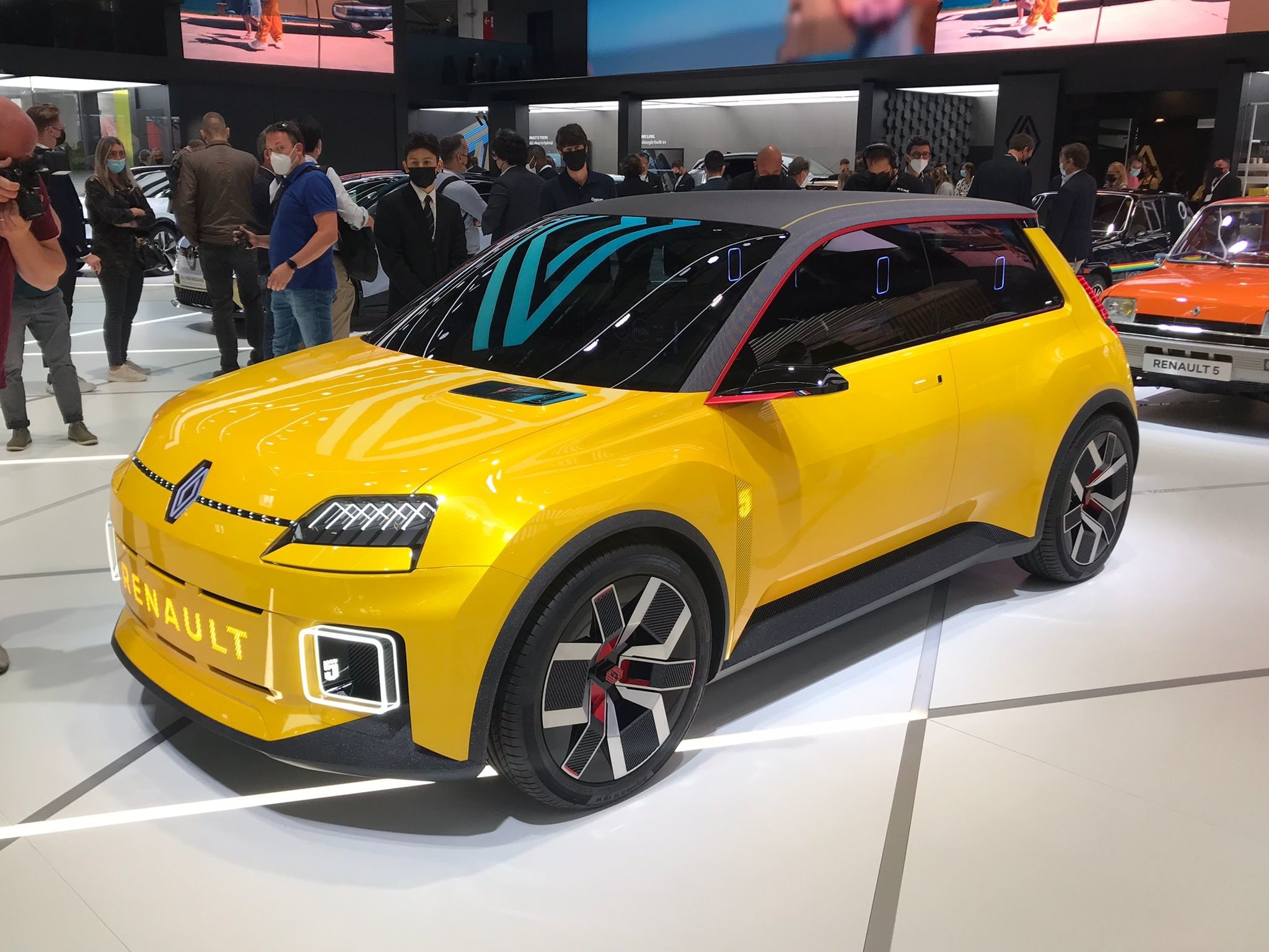 Renault R5 E-Tech al Salone di Monaco
