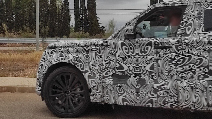 Nuova Range Rover 2022, foto spia