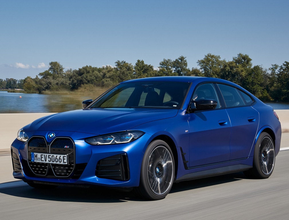 BMW i4, la prova della supercar elettrica