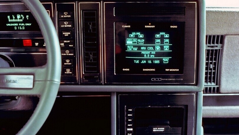 Display touchscreen, la prima auto ad averlo è del 1986