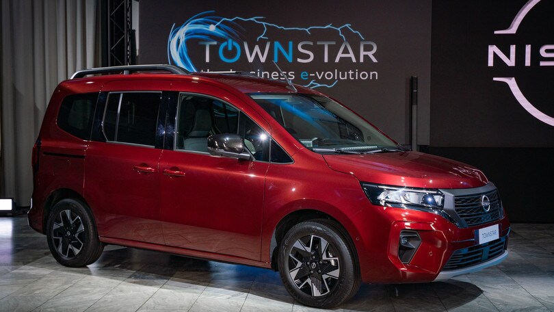 Nissan Townstar, si svela il nuovo multispazio anche elettrico