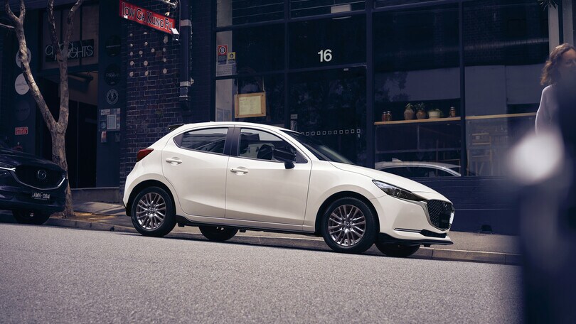 Mazda2, la piccola si rinnova all'insegna dell'efficienza