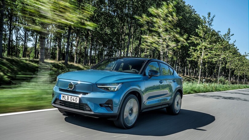 Volvo C40 Recharge, la prova del Suv-coupé elettrico da oltre 400 cv