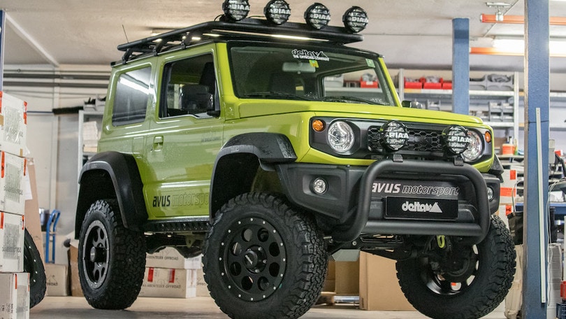 Suzuki Jimny con assali a portale, il tuning delta4x4