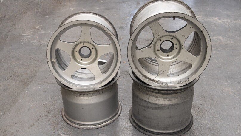 Quanto costano i cerchi della Ferrari F40 LM