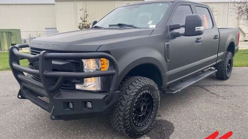Kanye West, all'asta i suoi SUV e pick-up Ford