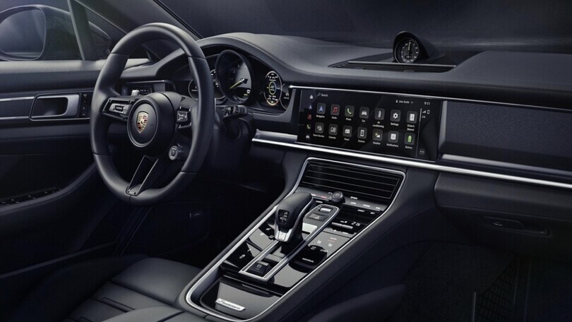 Porsche Panamera Platinum Edition