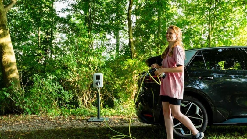 Cop26, la provocazione Transport & Environment Italia «Meno auto circolanti e veloce transizione verso l’elettrico»