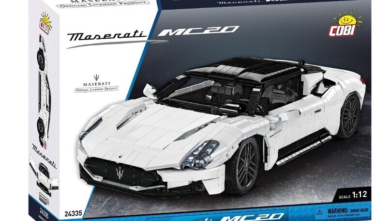 Maserati MC20 di Cobi, Tridente a mattoncini da 2.300 pezzi