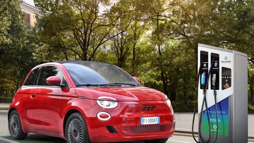 Atlante, 700 punti di ricarica rapida in Europa per la rete di Stellantis