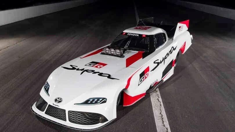 Toyota Supra, la versione dragster da 11.000 cv è esagerata!