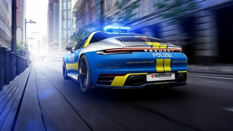 Porsche 911 Targa "Polizei" by TechArt