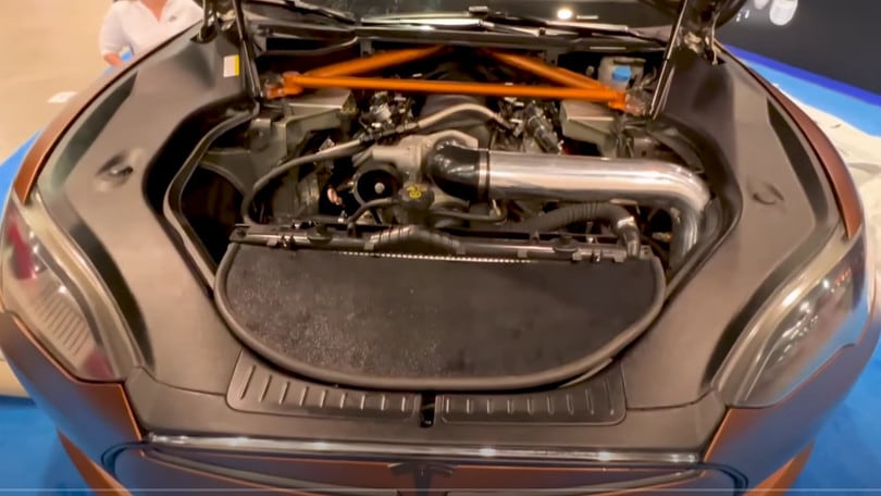 Tesla Model S con il V8 Chevrolet