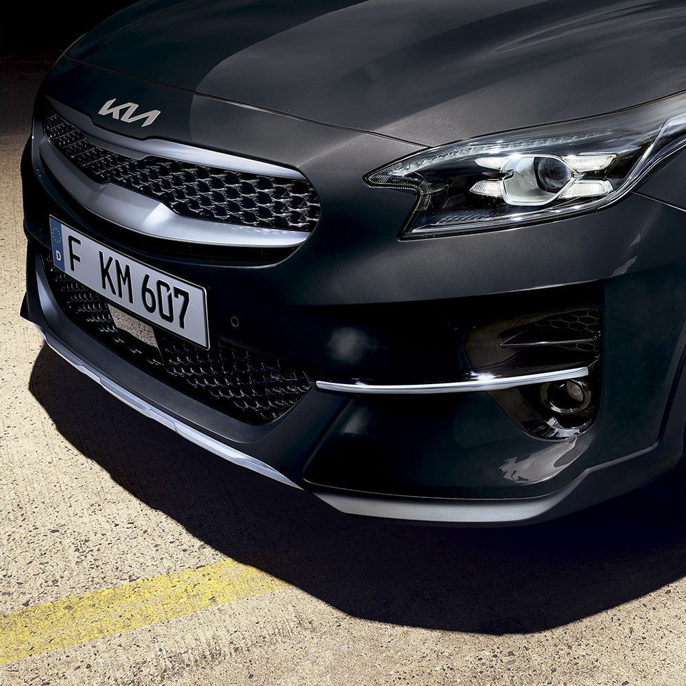 Kia XCeed si veste di nero nella Black Line Edition