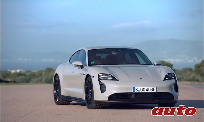 Porsche Taycan, la prova in pista della sportiva elettrica