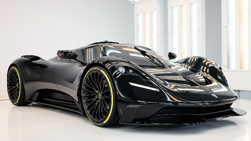 Ares Design, da Modena agli USA con l'artista Hubert Phipps