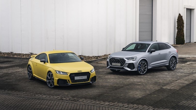 Audi TT e Audi Q3, debuttano le colorazioni "matt" giallo Pitone e argento Rugiada