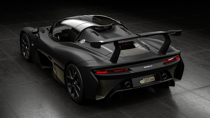 Dallara Stradale D50, edizione speciale nera/oro