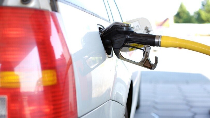 Benzina, aumento record: mai così alto dal 2013