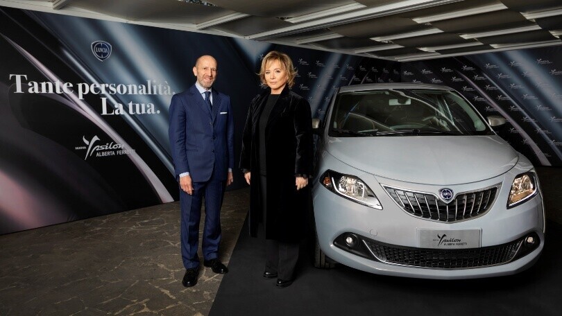 Lancia Ypsilon Alberta Ferretti: l'auto della donna che piace alle donne