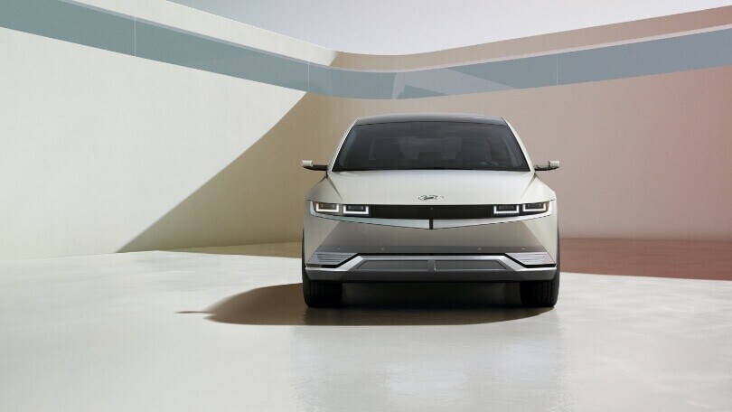 Hyundai IONIQ 5 2023, debuttano gli specchietti con videocamera