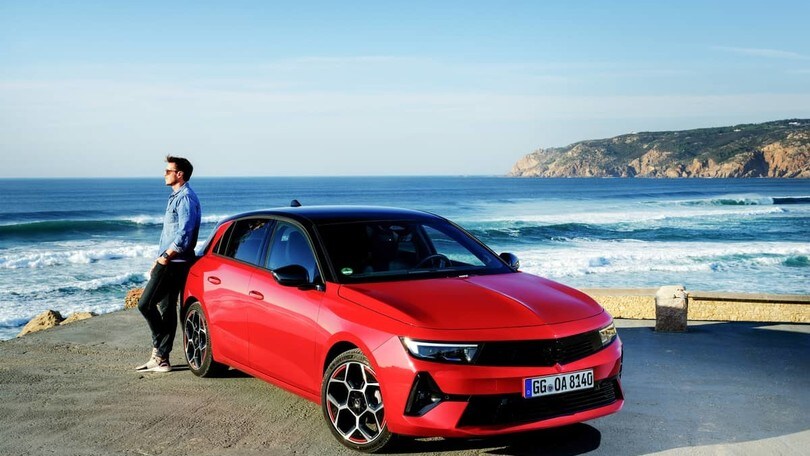 Opel Astra 2022, le versioni termiche