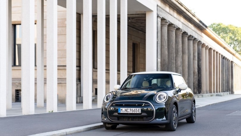 MINI Cooper SE Resolute Edition