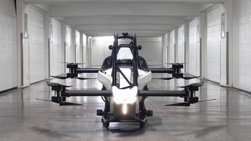 Jetson One, il piccolo aereo pieghevole da 8 motori elettrici