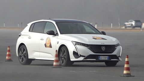 Car of The Year 2022, la prova della Peugeot 308