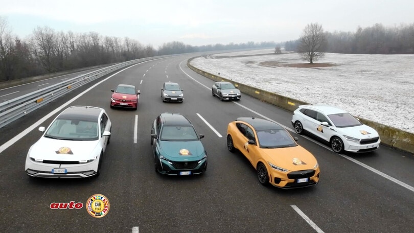 Car of The Year 2022, le 7 finaliste scendono in pista a Balocco