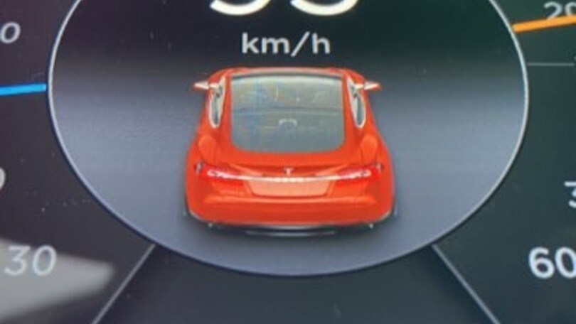 Una tesla Model S ha percorso più di un milione e mezzo di chilometri