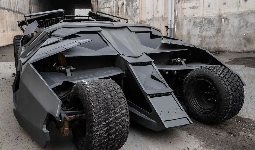 Anche la Batmobile diventa elettrica