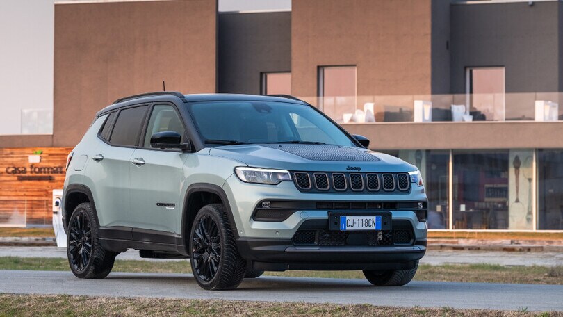 Jeep Compass e-Hybrid, il nuovo Suv ibrido alla prova