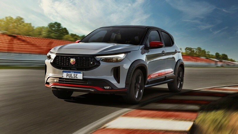 Abarth Pulse, il primo SUV nella storia dello Scorpione