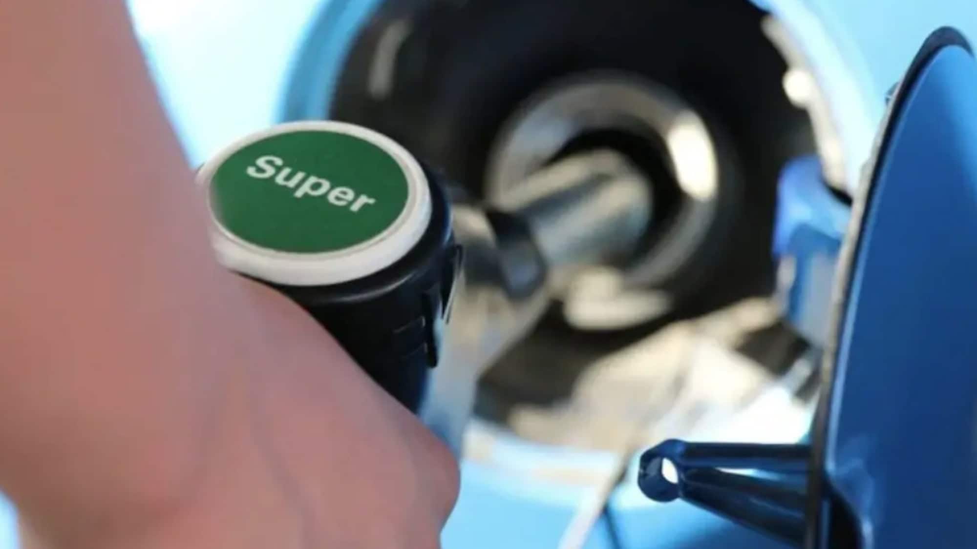 Caro benzina, in Italia è boom di furti di carburante