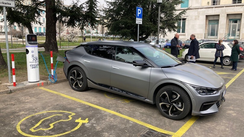 Le colonnine di ricarica arrivano negli ospedali italiani con il progetto Electric Path