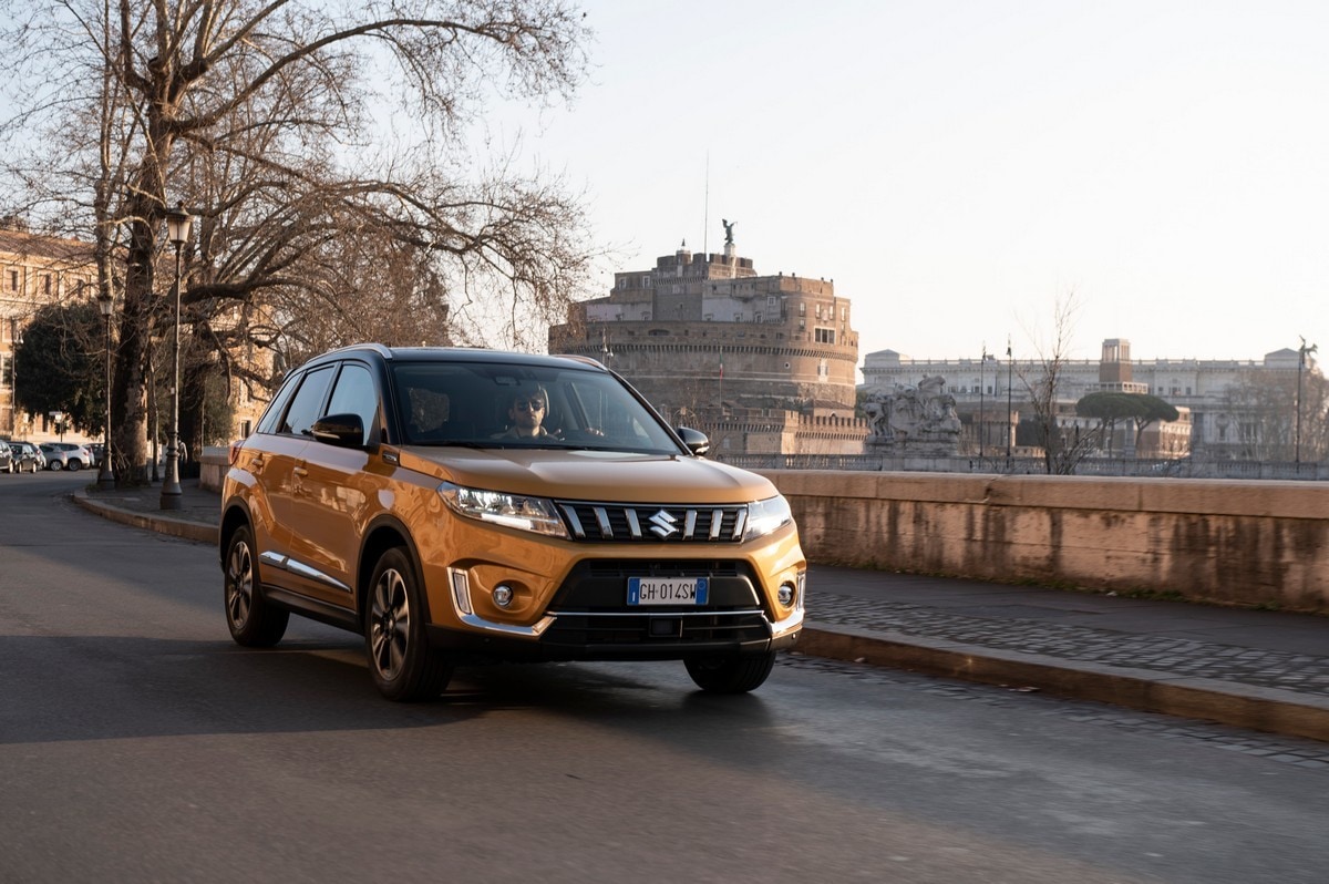 Suzuki Vitara Hybrid 1.5 140V Allgrip: avventure quotidiane
