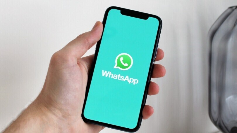 La truffa virale su WhatsApp: attenzione al buono benzina da 100 euro