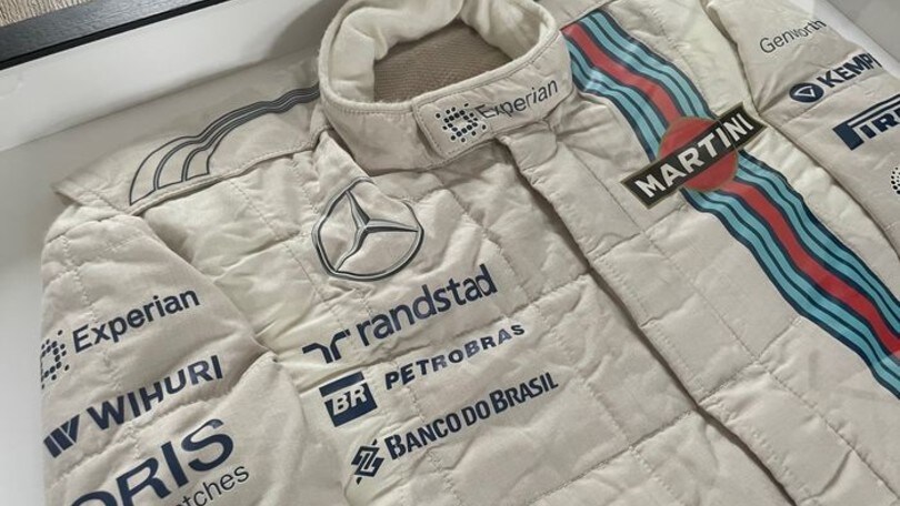 All'asta tute, caschi e guanti dei piloti di Formula 1