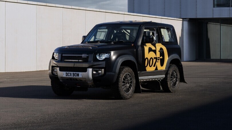Land Rover, Defender 90 versione rally per i 60 anni dei film di 007