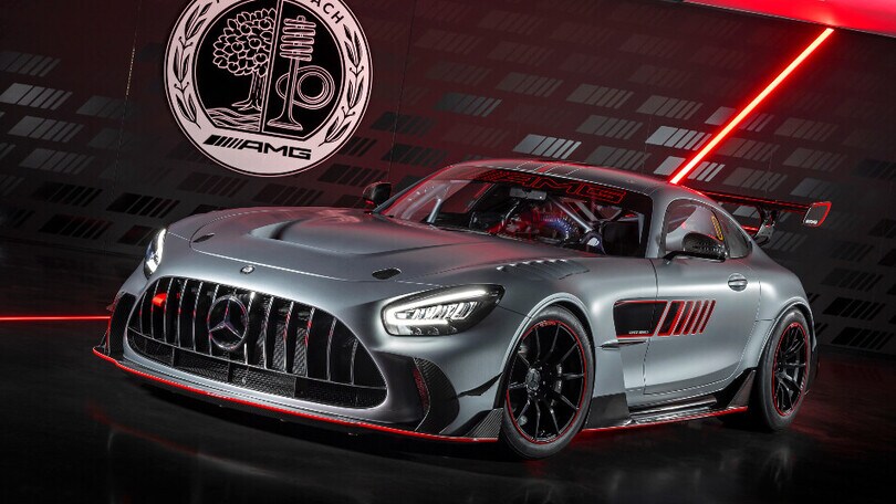 Mercedes-AMG GT Track Series, l'edizione limitata è solo per la pista