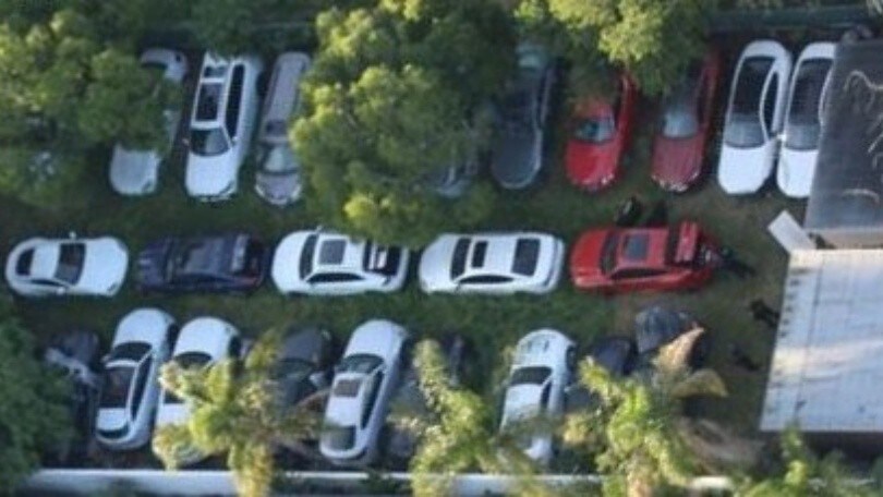 California, la polizia ritrova Aston Martin e Porsche rubate: valevano 2 milioni!