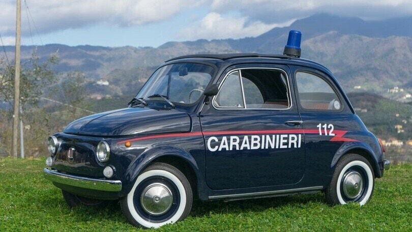 Fiat 500, all'asta quella che i Carabinieri guidavano nel 1970
