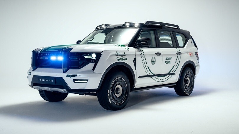 W Motors Ghiath, il super SUV della polizia di Dubai