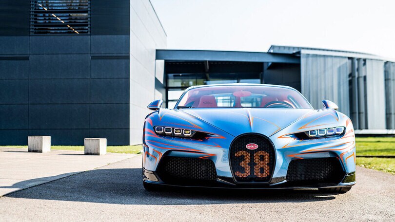 Bugatti Chiron Super Sport la prima è in Vagues de Lumiere