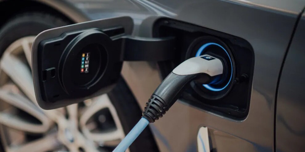 Punti di ricarica elettrica, in Italia aumentati del 7% da inizio 2022