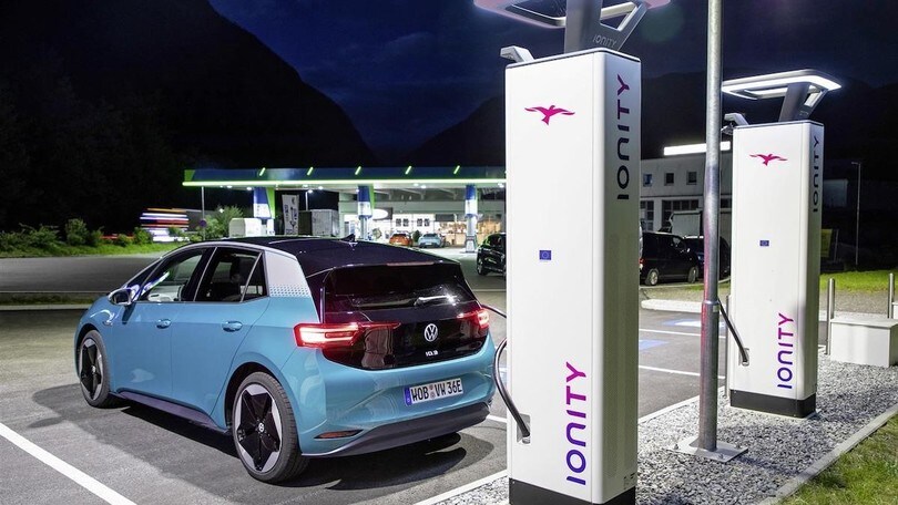 Volkswagen, così la ricarica sarà facile e chiara nei prezzi
